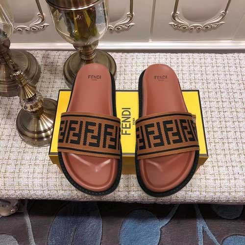 Mixed Brand Slippers Unisex ID:202004a132